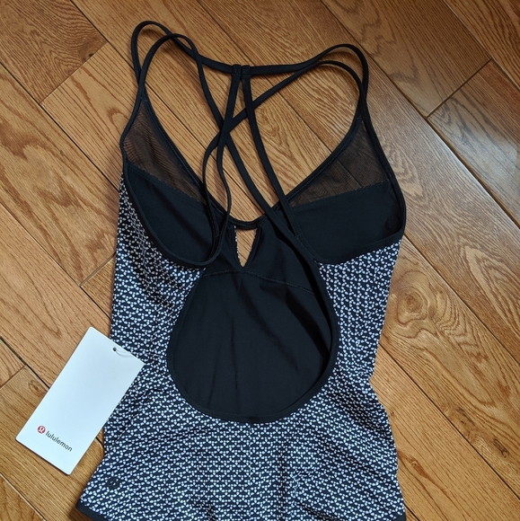 Swimsuit - Picture 3 of 4